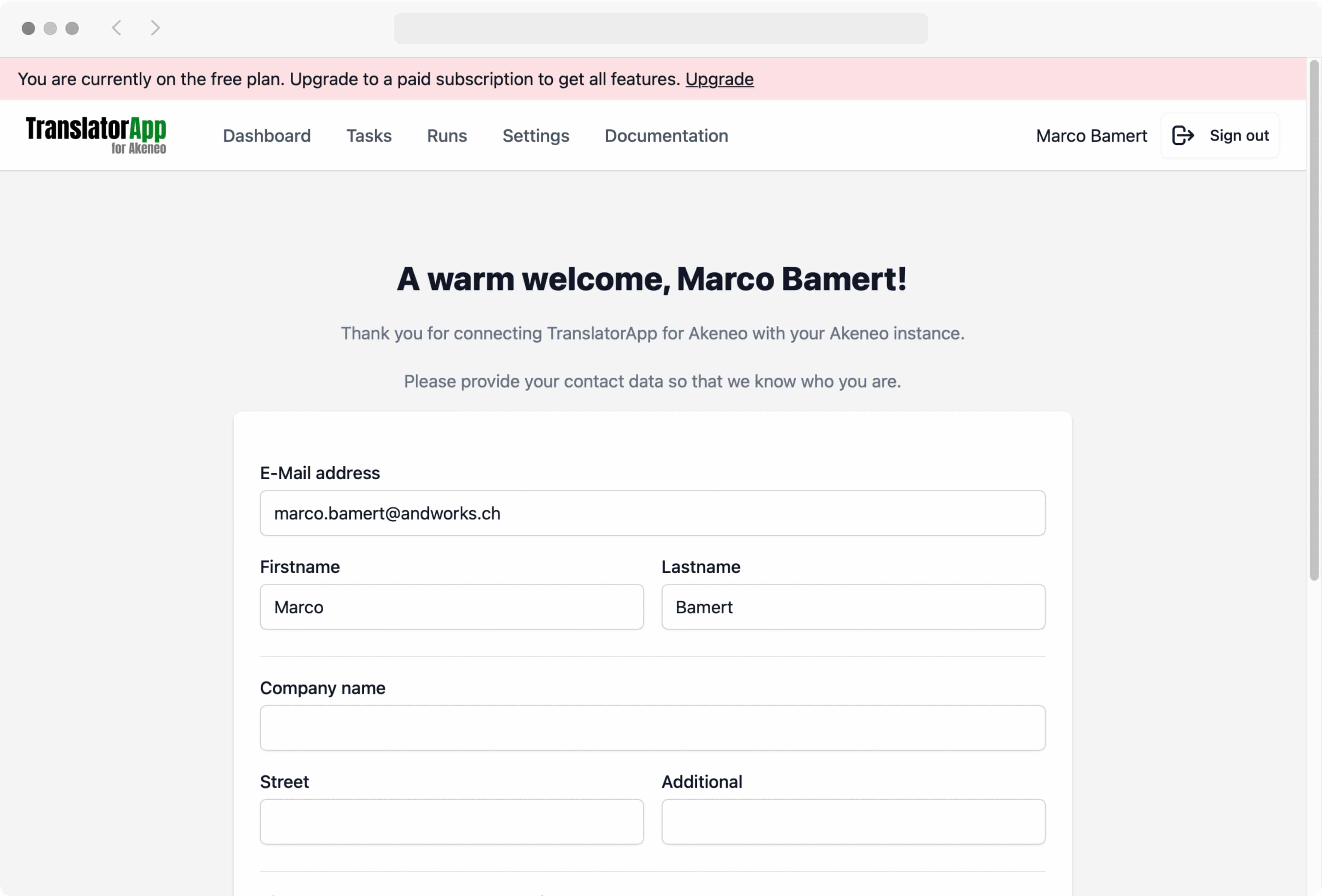 Onboarding contact data